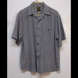 Bruno B designed in Italy silk shirt size L
